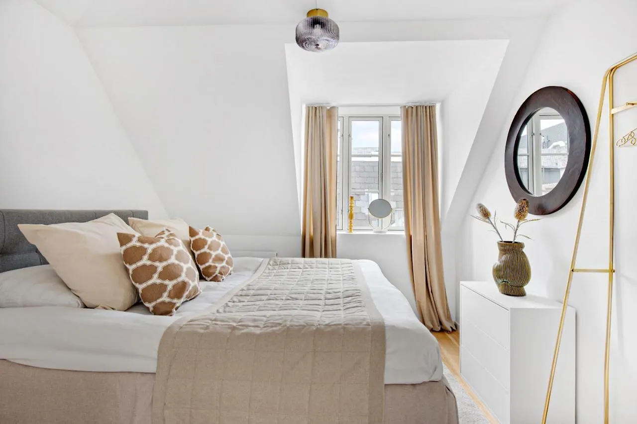 Sanders Regent - Adorable One-Bedroom Apartment Near Central Square Copenhagen