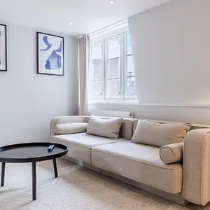  Apartment Penthouse W/rooftop Terrace In Latin Quarter