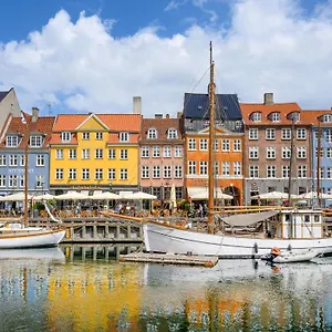  Apartment Sanders Square - Spacious Six-bedroom Near Amalienborg